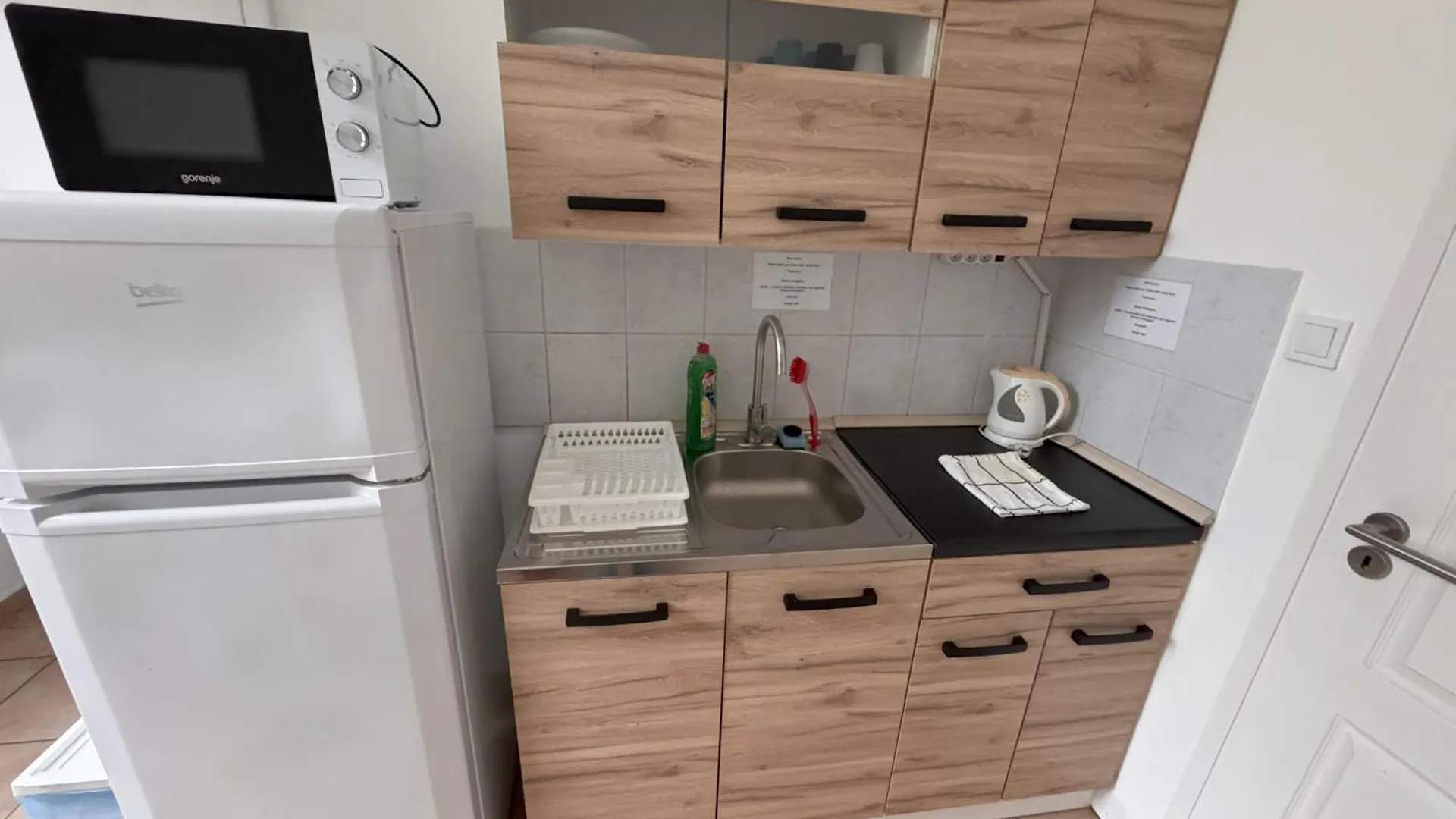 Omega Guesthouse Budapest 3*,  Hungary