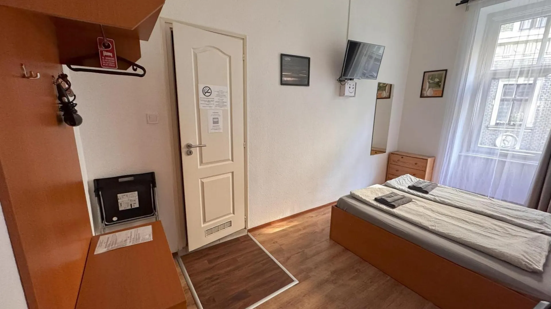 Omega Guesthouse Budapest Hungary