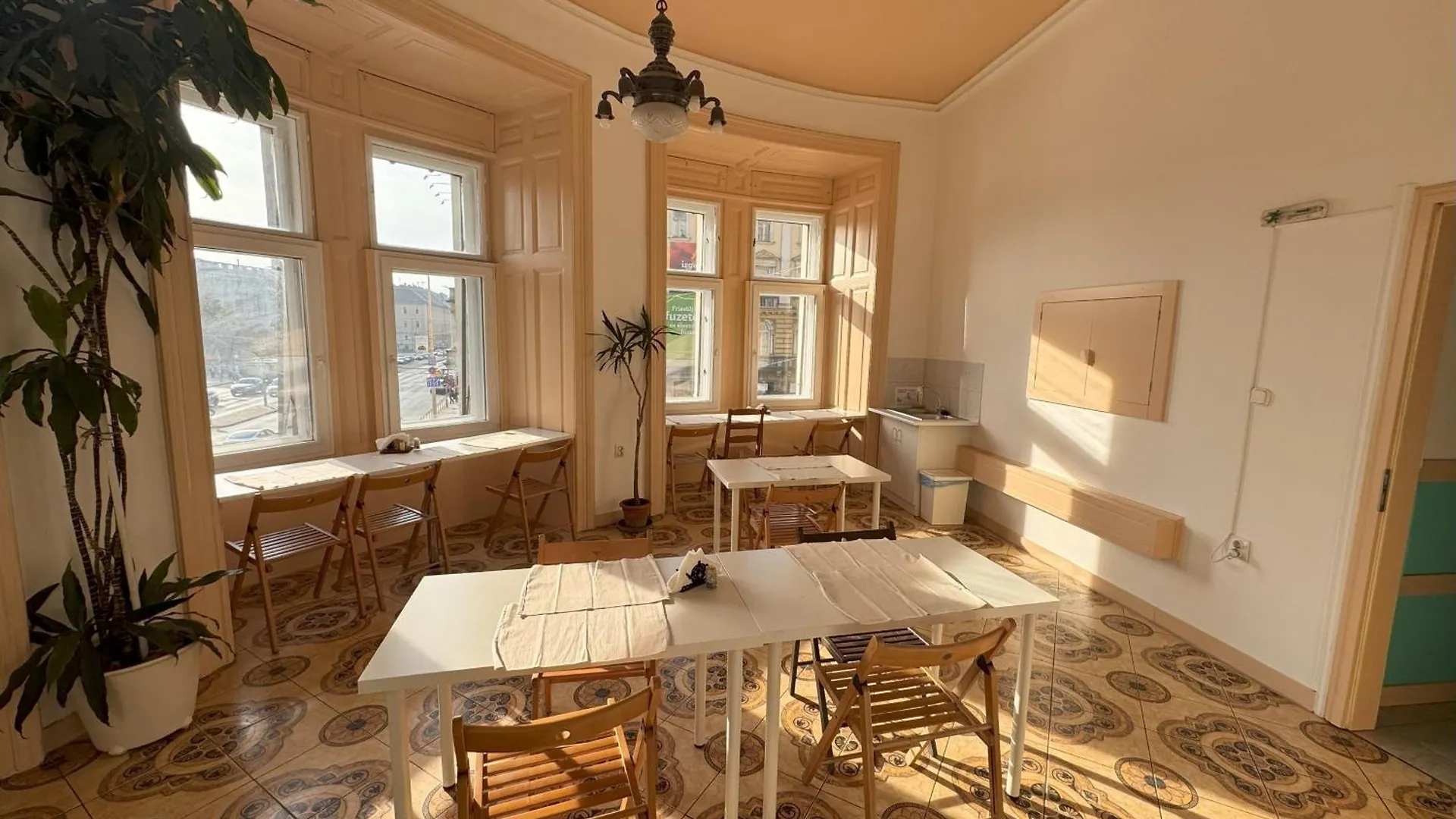 Omega Guesthouse Budapest