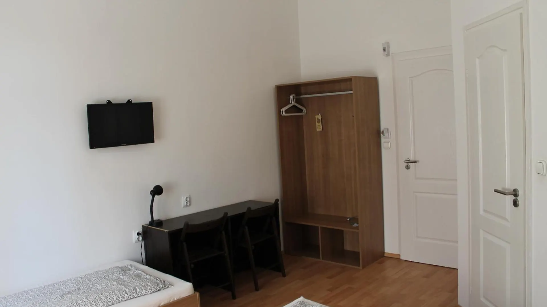 Omega Guesthouse Budapest