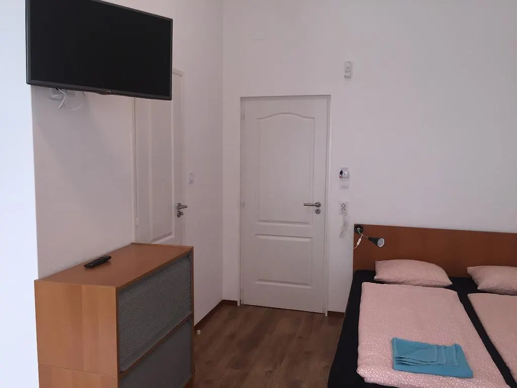 *** Guest house Omega Guesthouse Budapest Hungary
